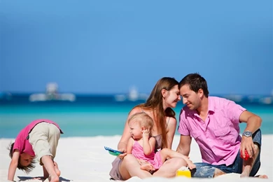 Happy Family Photo iPad Air Wallpapers Download