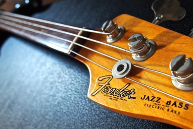 File:Fender Jaco Pastorius Jazz Bass FL 3color Sunburst ...
