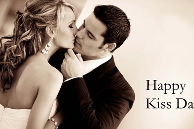 Happy Kiss Day 2016 SMS, Wishes, Quotes, Wallpaper, Images ...