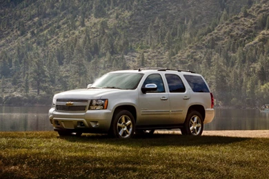 Chevy Tahoe   Free Car Wallpapers HD
