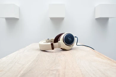 Download Wallpapers 2560x1440 Headphones, Table, Sennheiser Hd 598 ...