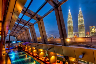 81 Skyscraper HD Wallpapers