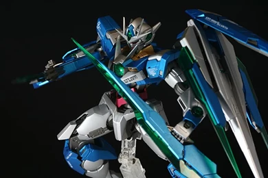 1/100 MG Gundam 00 Qan[T] Metallic Ver. Hi Res Images