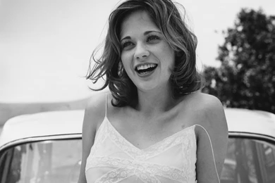 Zooey Deschanel Wallpapers