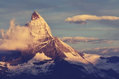 1280x1024 Matterhorn Mountain Peak Desktop PC And Mac Wallpapers