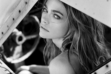 Denise Richards Wallpapers