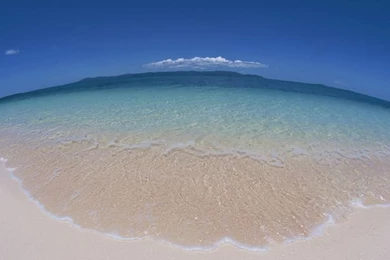 Fisheye Seashore, Placid Empty Seashore Wallpaper, Okinawa ...