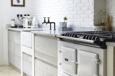 Hanging Prepasted Wallpaper: Tips + Resources