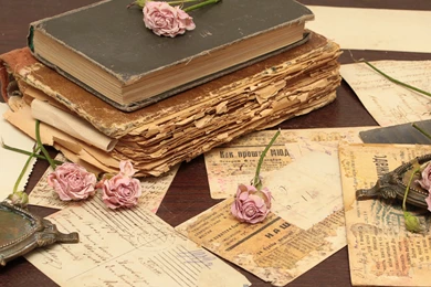 Download Wallpapers 2048x2048 Vintage, Books, Old, Flowers, Roses ...