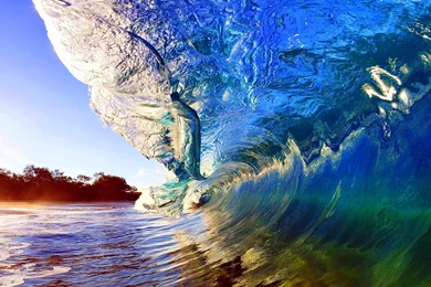 Huge Wave   (