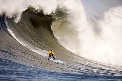 Big Wave Surfing Wallpapers