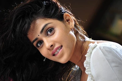 Genelia D'Souza Gorgeous HD Images And Pictures