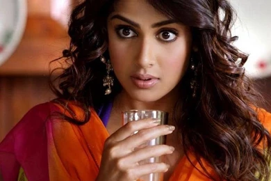 Genelia D'Souza Beautiful HD Wallpapers