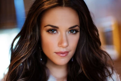 1800x1200px Jana Kramer