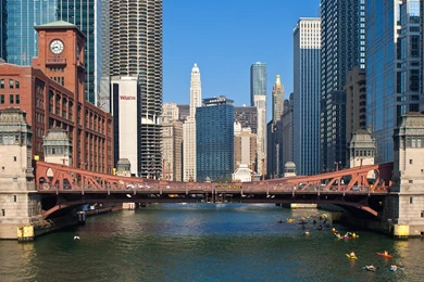 LaSalle Street bridge across Chicago River HD Wallpapers 1280x844.jpg