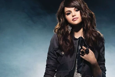 Selena Gomez HD Images