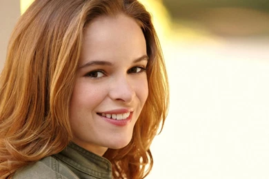 Danielle Panabaker Cute HD Wallpapers