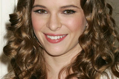 Danielle Panabaker Hairstyle Pictures