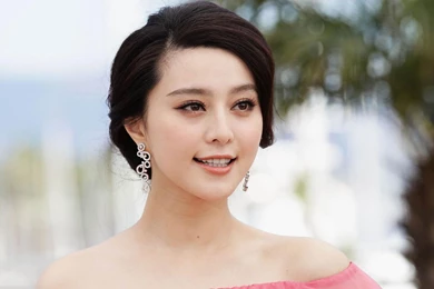 Desktop Backgrounds Fan Bingbing With Cute Smile HD Photos   Free ...