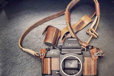 Woodenize Your Camera Using Wallpapers Or Wood Veneer