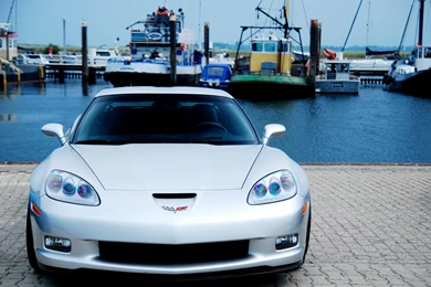 Chevrolet Corvette C6 Z06 White