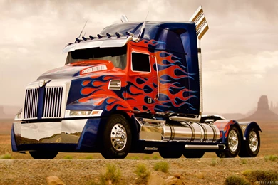 Optimus Prime Truck Transformers 4