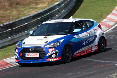 2013 Hyundai Veloster Turbo 24 Hour Nurburgring Race Racing ...