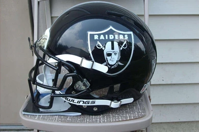Oakland Raiders Helmet
