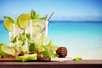 Summer Drinks On The Beach Wallpapers
