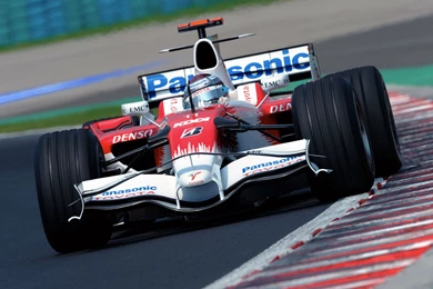 Download 1680x1050 F1 Racing 2009 Grand Prix 4 Wallpapers