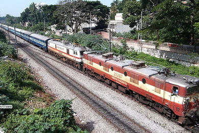 ENLIGHTENING WAM4 BHUBANESWAR EXRESS : INDIAN RAILWAYS (12846 YPR ...