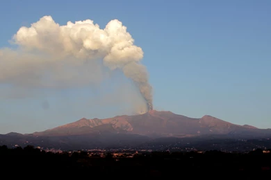 Mac iMac 27 Volcano Wallpapers HD, Desktop Backgrounds 2560x1440