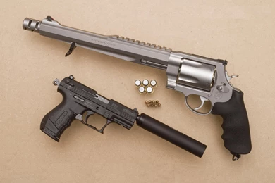 Top Pics Photos Pistols Wallpapers