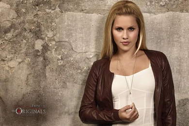 Top Claire Holt Photo Wallpapers