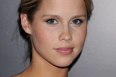 Claire Holt Photo, Pics, Wallpapers   Photo