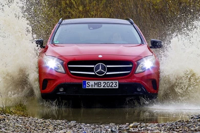 Mercedes Benz GLA 250 4Matic Urban (2014) Wallpapers And HD Images