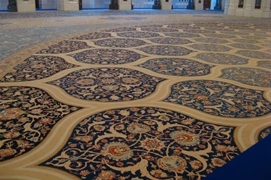 Sultan Qaboos Grand Mosque In Muscat Oman (carpet) WallpaperSuggest.