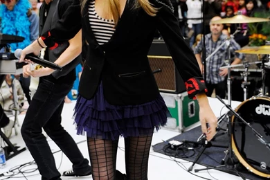 Mashababko: Emily Osment Wallpapers 2010