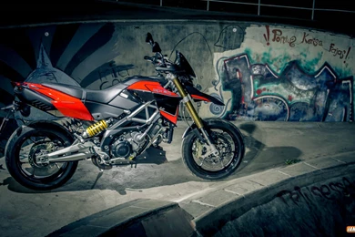 Aprilia Dorsoduro 1200 Wallpapers
