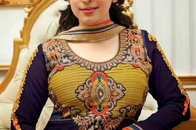 Juhi Chawla HD Wallpapers Free Download