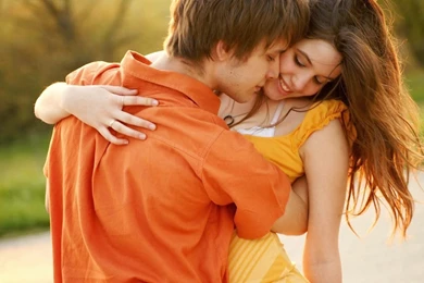 10 Romantic Love Wallpapers HD