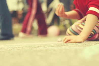 Kids play macro hd wallpapers   Magic4Walls.com