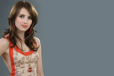 4k Ultra HD Emma Roberts Wallpapers