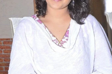 Nithya Menon Hot Full Photo Gallery