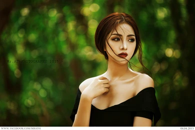 25 Vietnamese Model HD Wallpapers