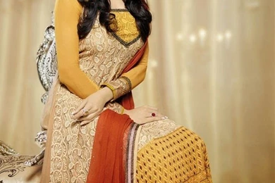 All 4u Wallpaper: Sushmita Sen HD Wallpapers