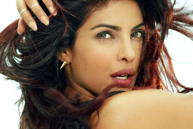 Priyanka Chopra's Exotic Wallpapers