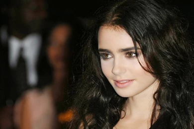Lily Collins Hd Wallpapers Free Download