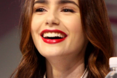 Lily Collins Wallpapers