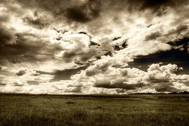 Dramatic Sky Over Field Widescreen Wallpapers